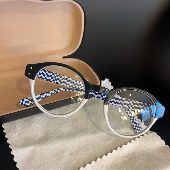 None Accessories - Personality round frames, checkered sides, color block front, grey, white & blue